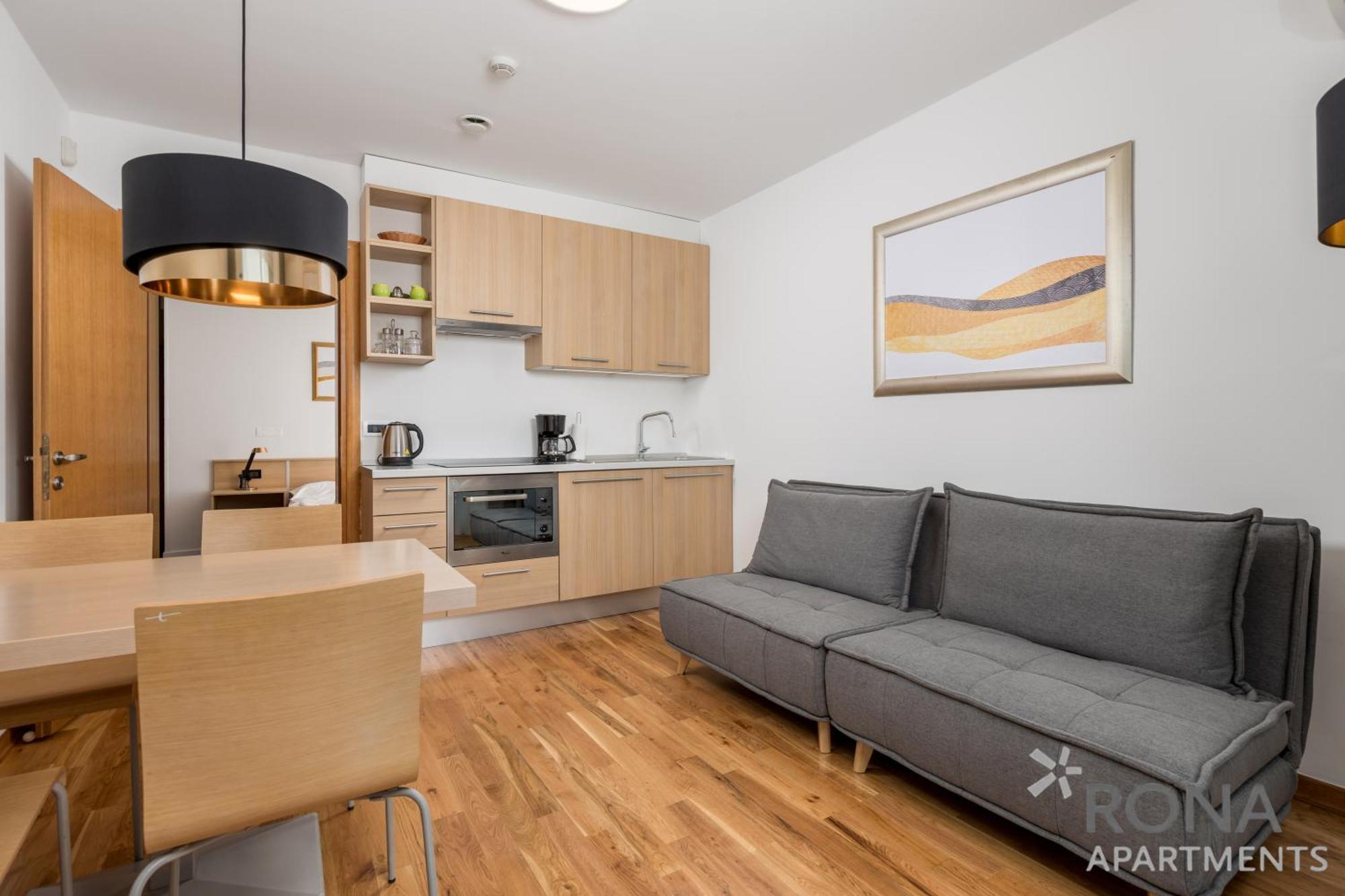Apartments Rona Erea Icici Ngoại thất bức ảnh